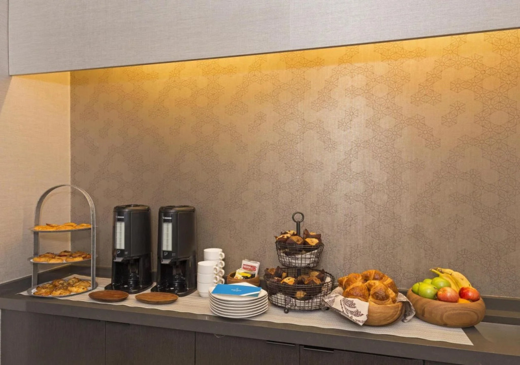 Edge Hotel Washington Heights