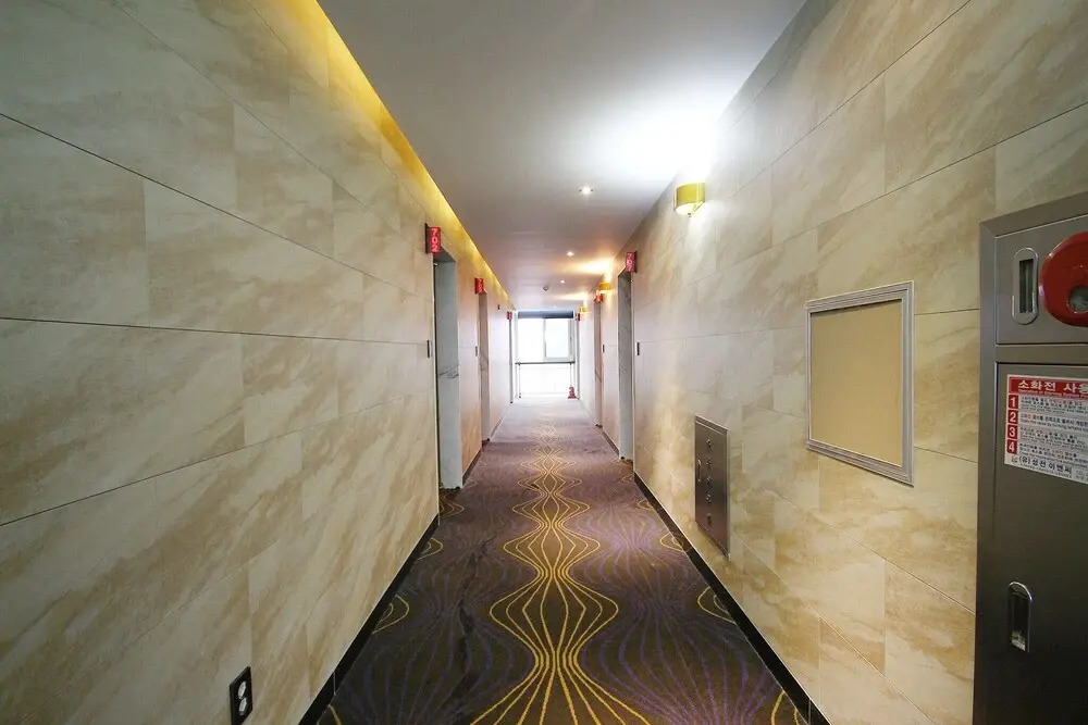 Wate Hotel
