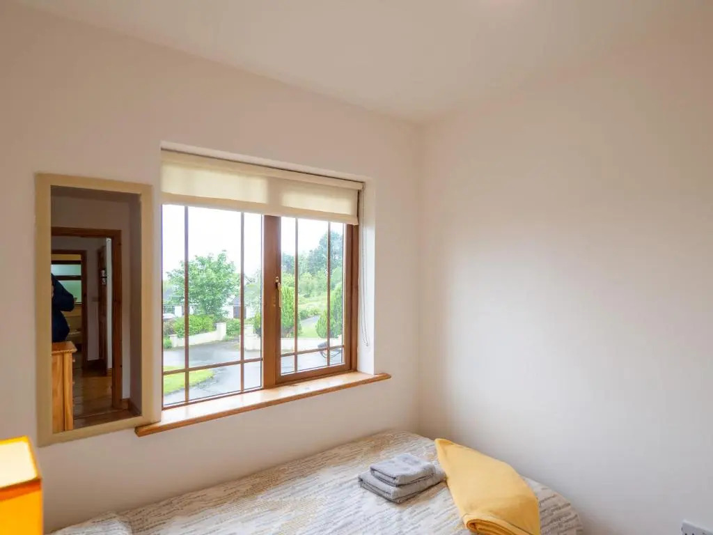 Cottage 380 - Clifden