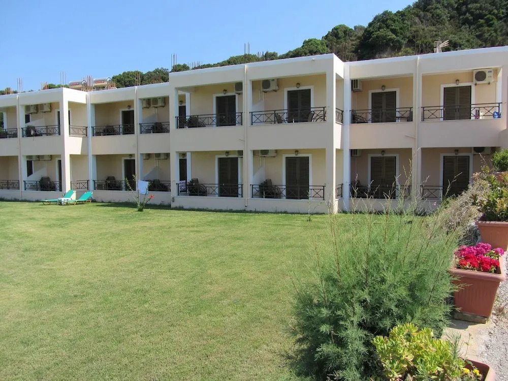 Levantino Studios & Apartments