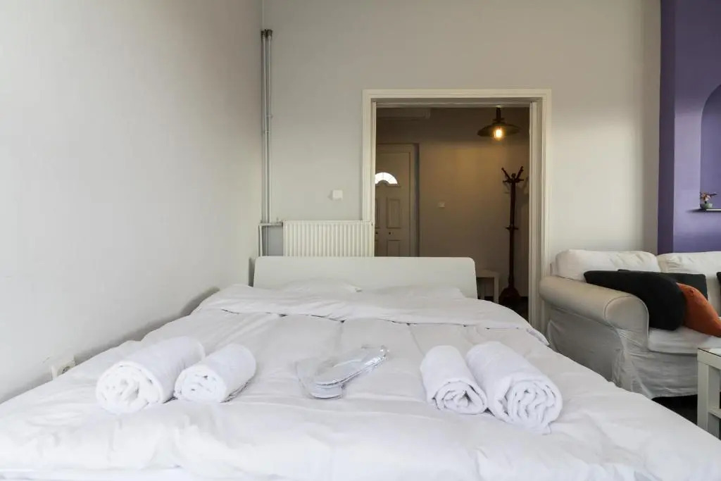 An Adorable Apartment in Athens
