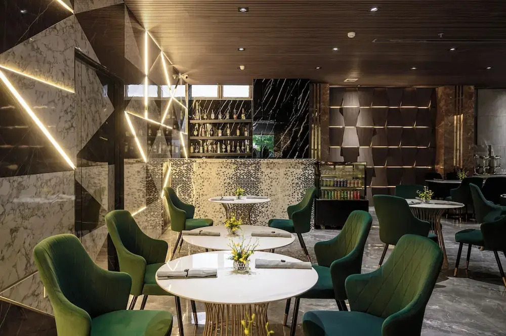 Acnos Hotel