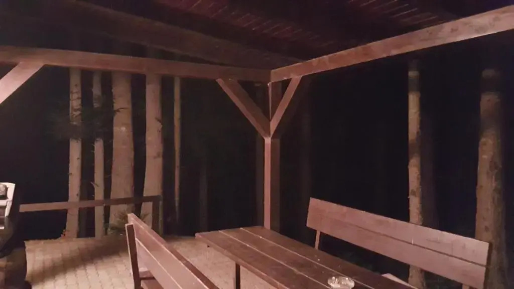 Krpáčovo, Nízke Tatry - chata na kraji lesa