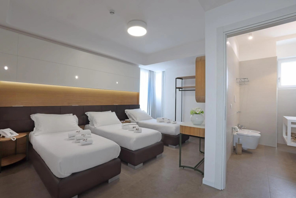 M&F Hotel