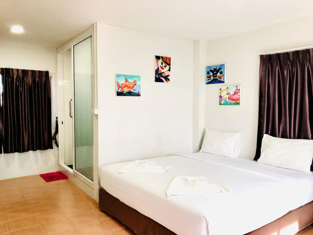 J.Holiday Inn Krabi