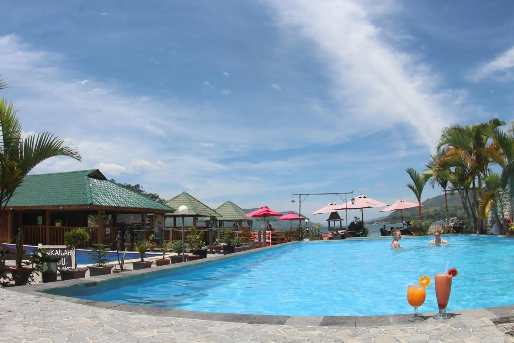 Toba Village Inn