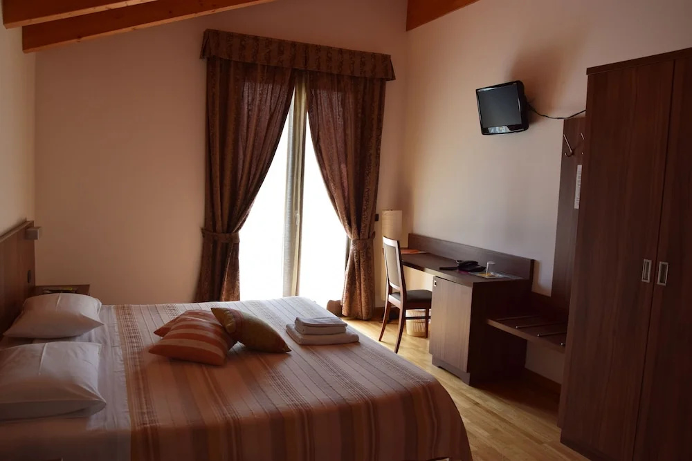 Hotel C25