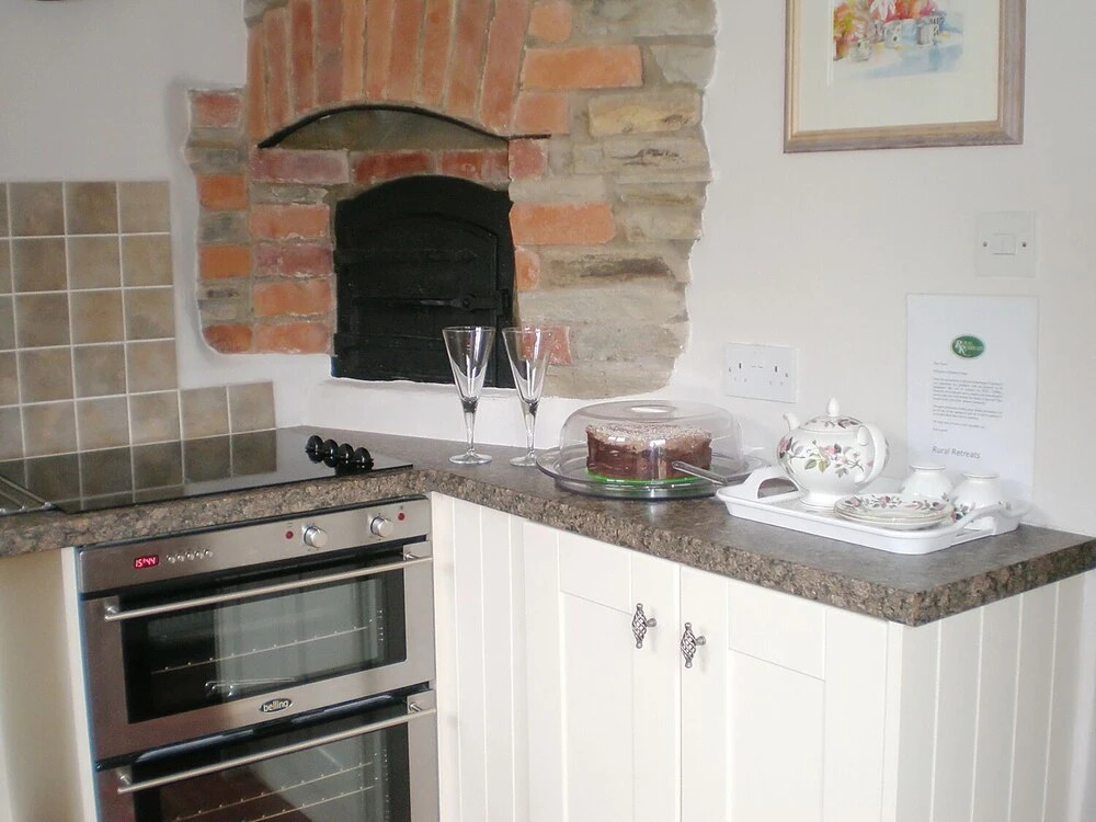 2 Bittadon Cottages