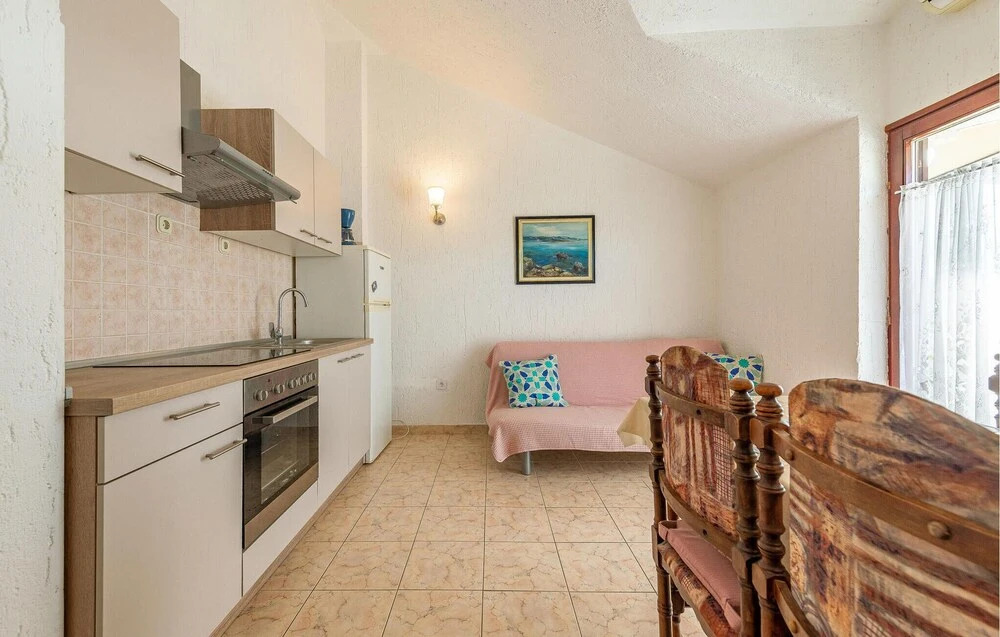 Amazing Apartment in Nin With 2 Bedrooms and Wifi