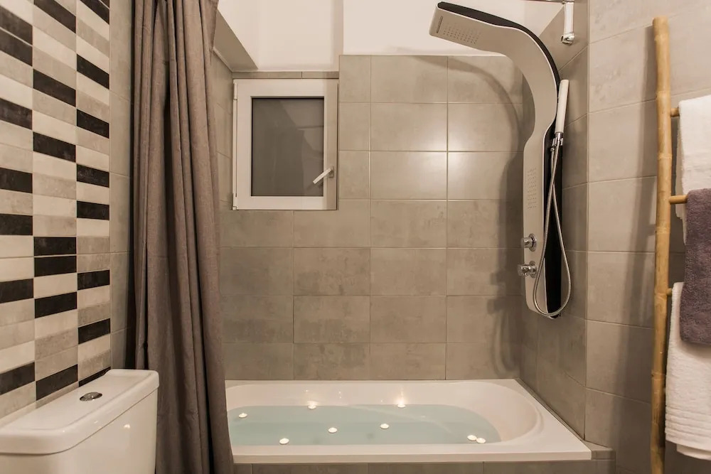High Class Huge Central Apartment