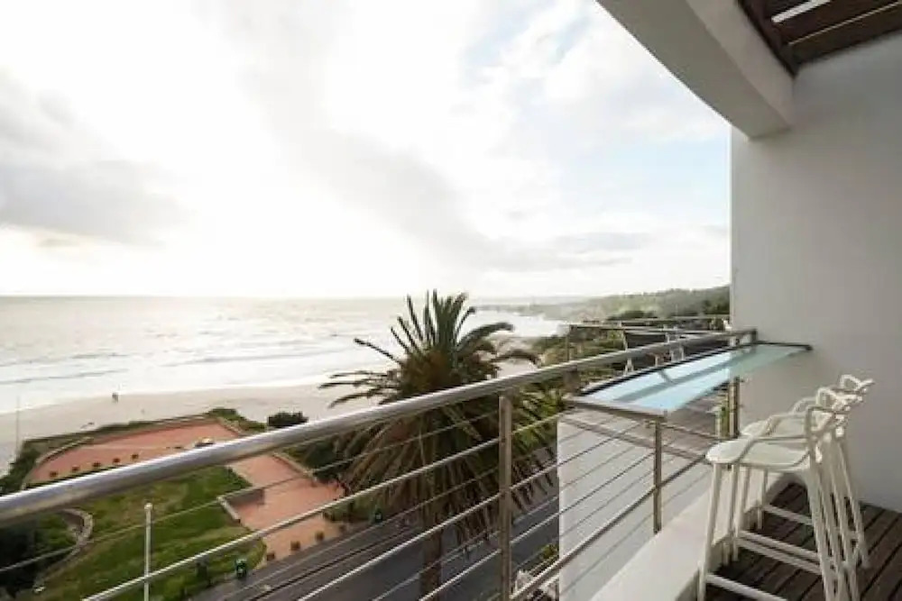 Beautiful Holiday Apartment Overlooking the Beach Modoco