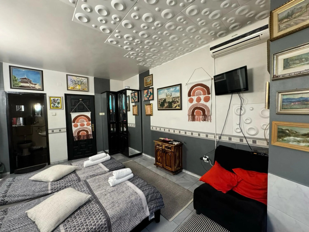 Hotel Mini І Стаи за гости І кафе бар І Пловдив