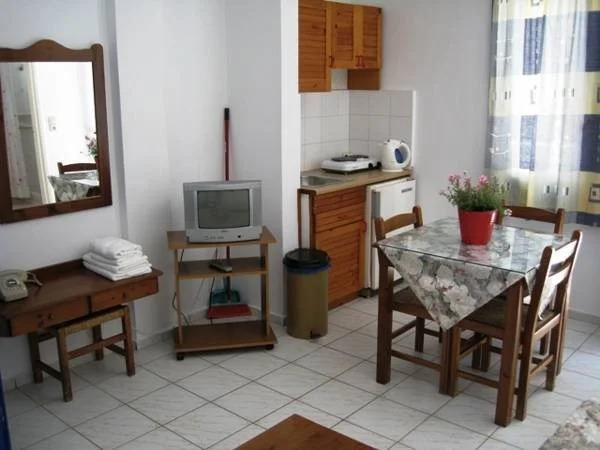 Konaki Studios & Apartments