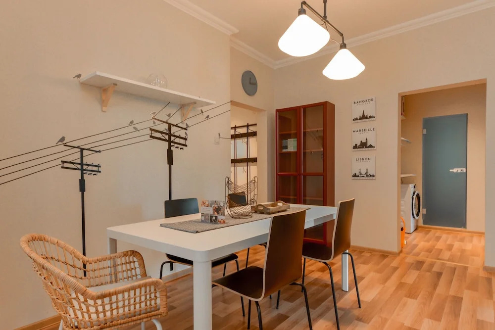 FM Premium 2-BDR Apartment - Cute Murphy Str.