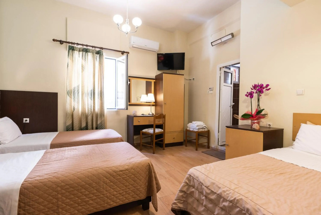 Alexandria Hotel