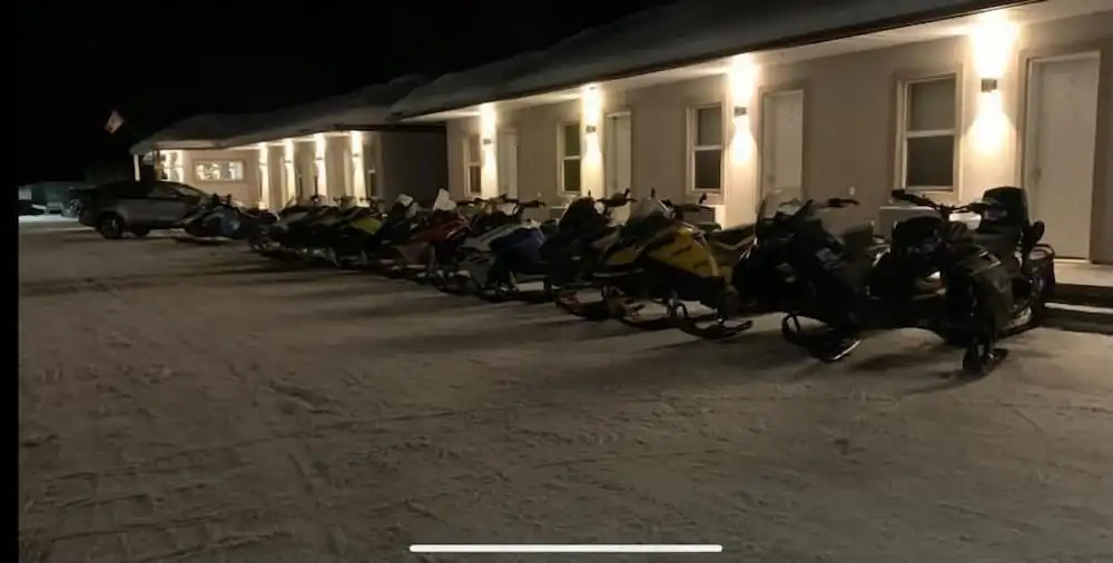 Deep River Motel