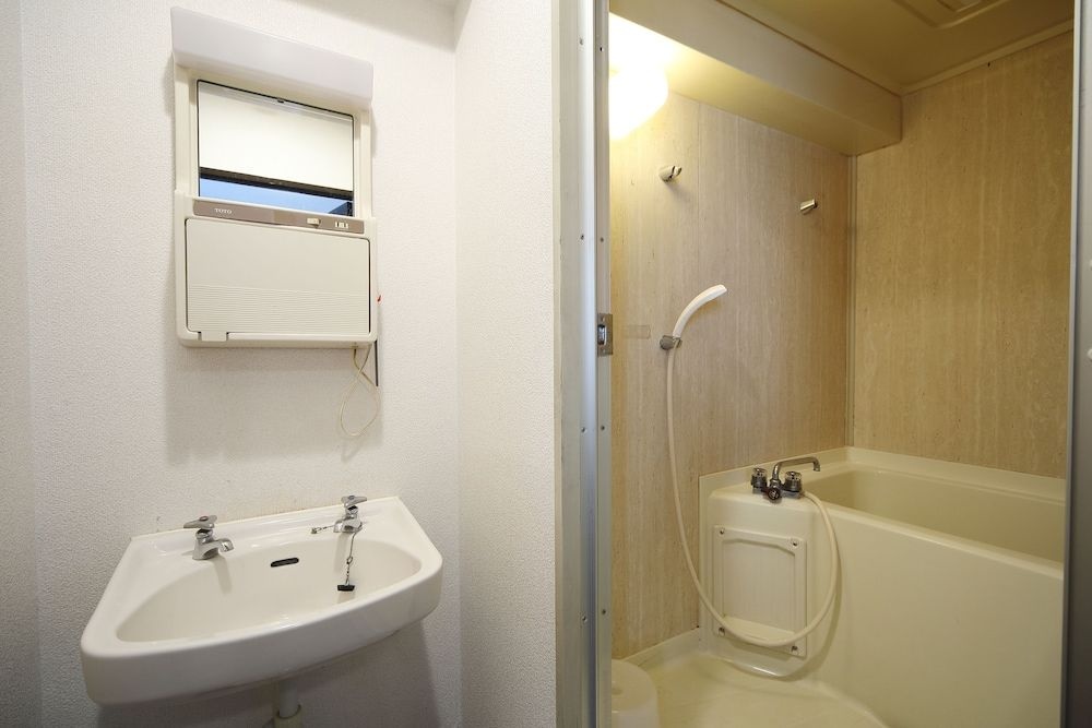 World Inn Naniwa