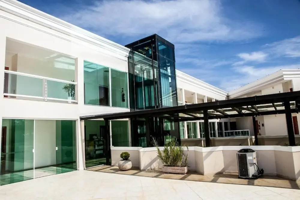 Itu Plaza Hotel
