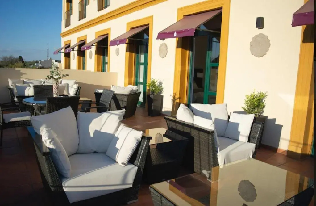 Real Hotel Lujan