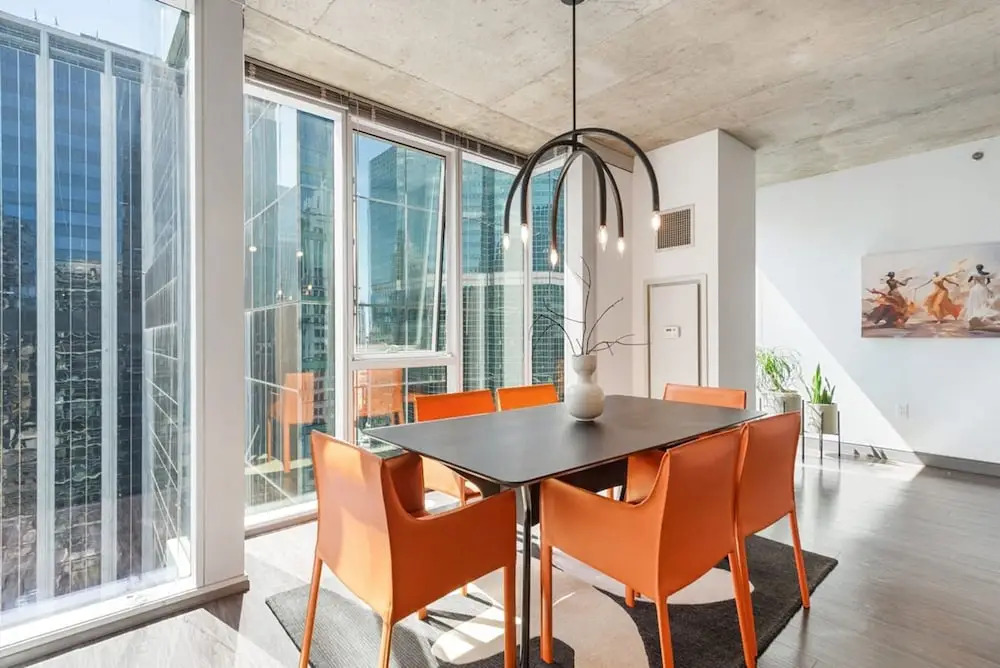 Heart of City Haven 3BR High-end Stay