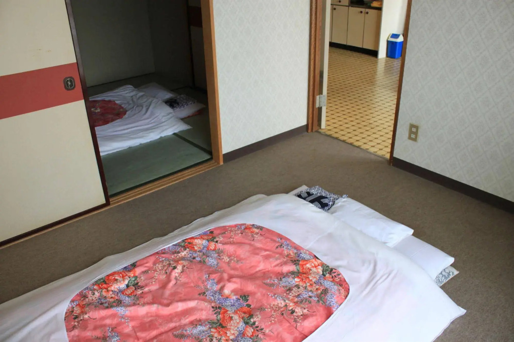 Hot Spring Hotel Boston