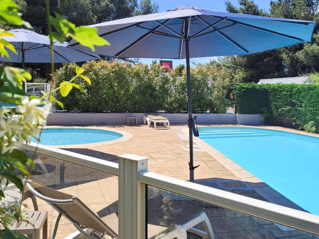 ibis Nîmes Ouest