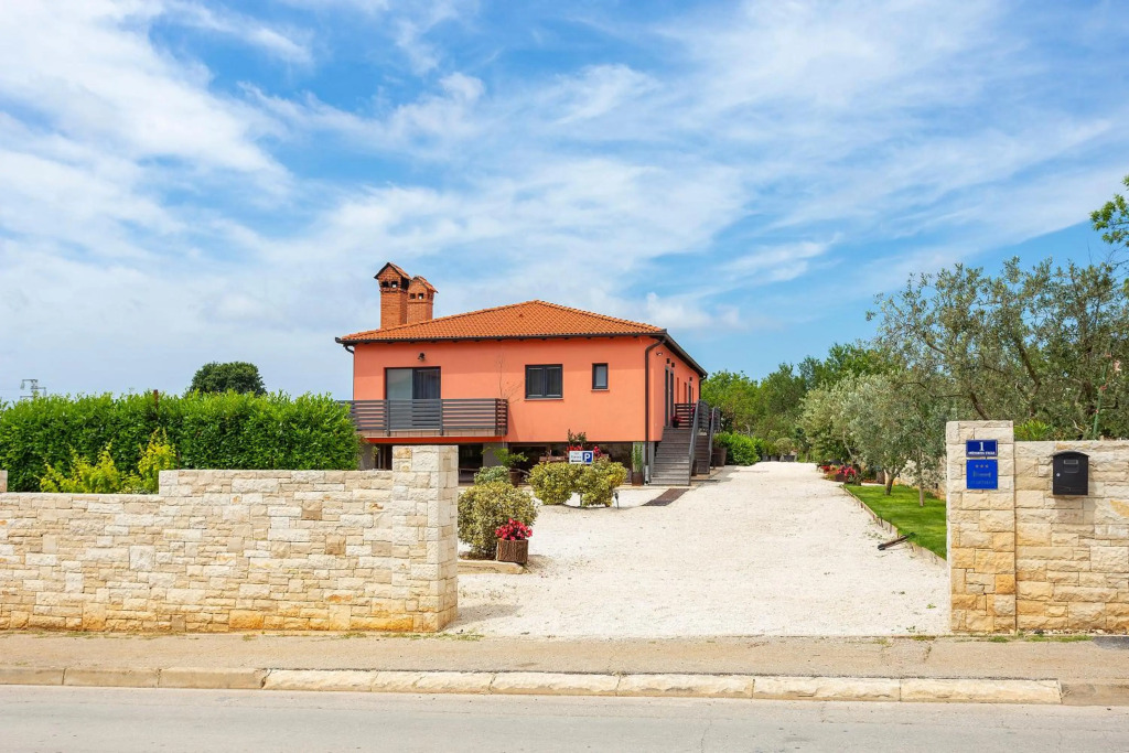 Apartmani Karoca 2