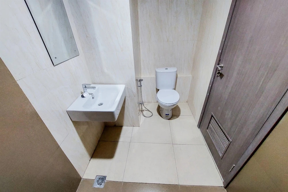 Spacious And Wonderful 1Br Tamansari Bintaro Mansion Apartment