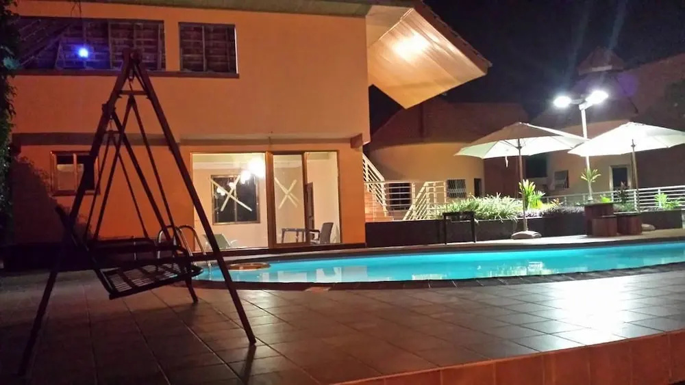 Ponderosa Travel Lodge