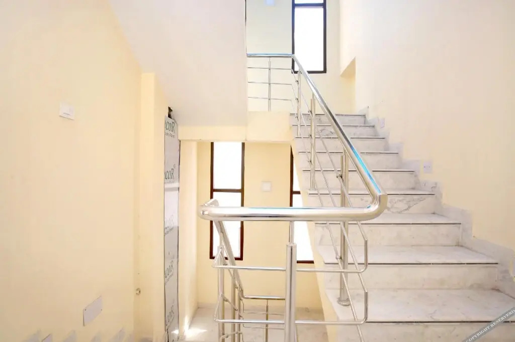 Hotel Riyasat By OYO Rooms