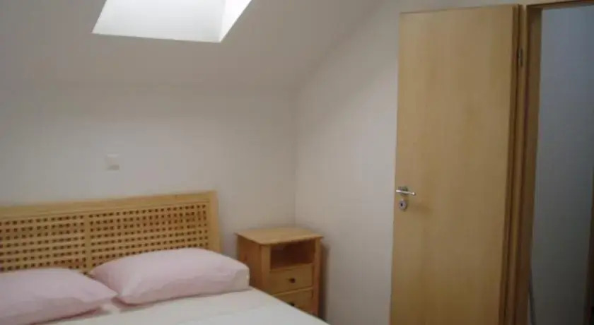 Tonkica Apartments