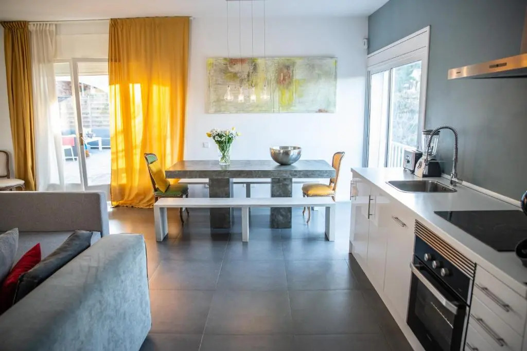 Jewel Home