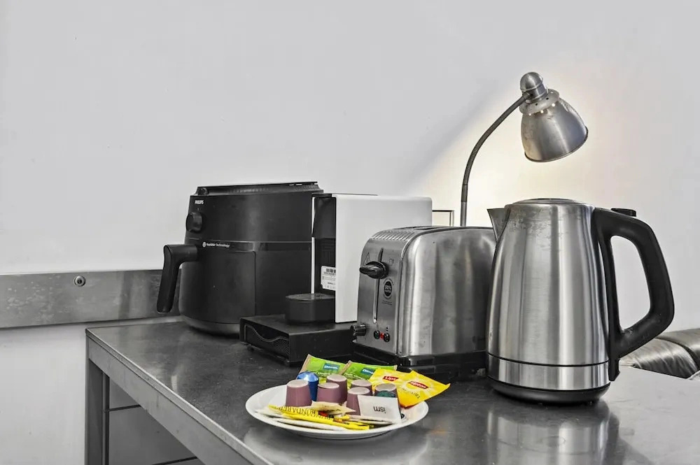 Central 2 Bed Apartment Near Melbourne CBD