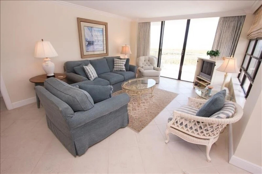 Sst3-703 - South Seas Tower 2 Bedroom Condo by Redawning