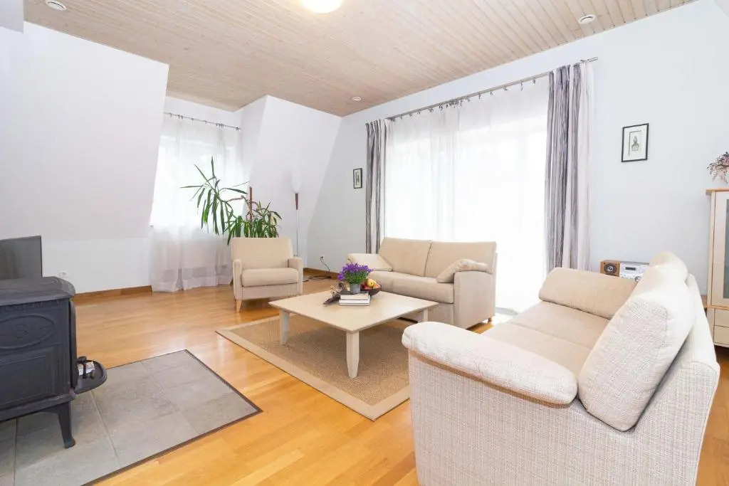 -V66- Apartment, By Cohost