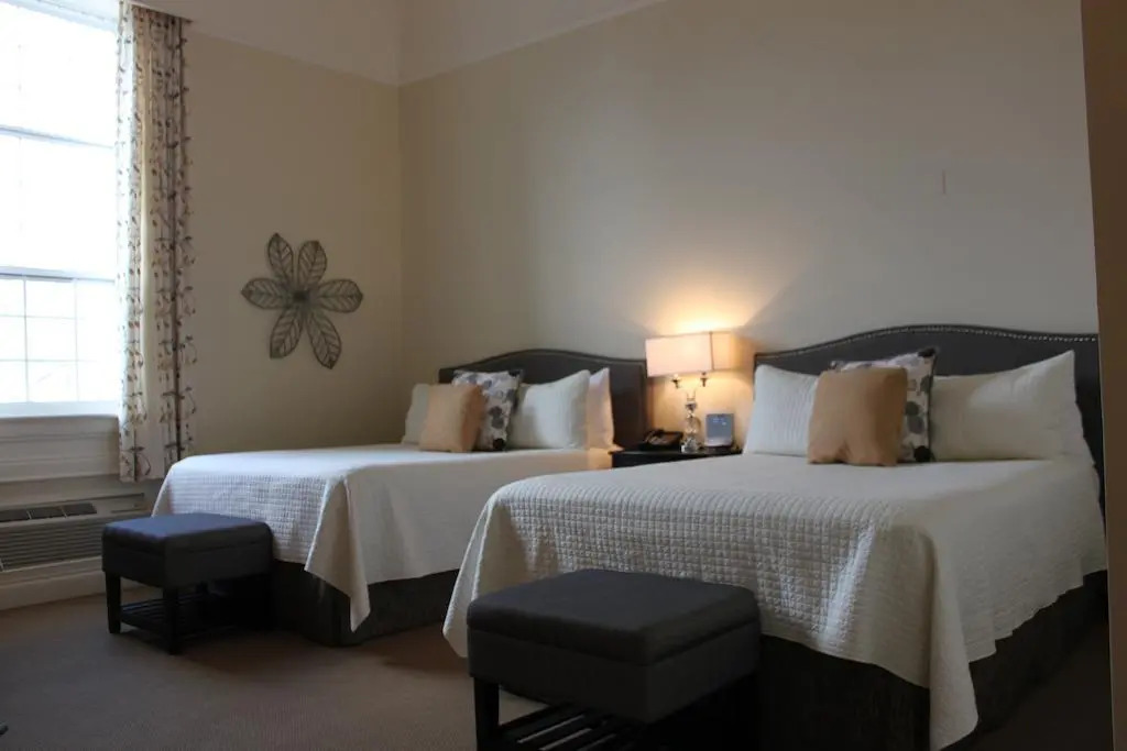 Inn On The Twenty