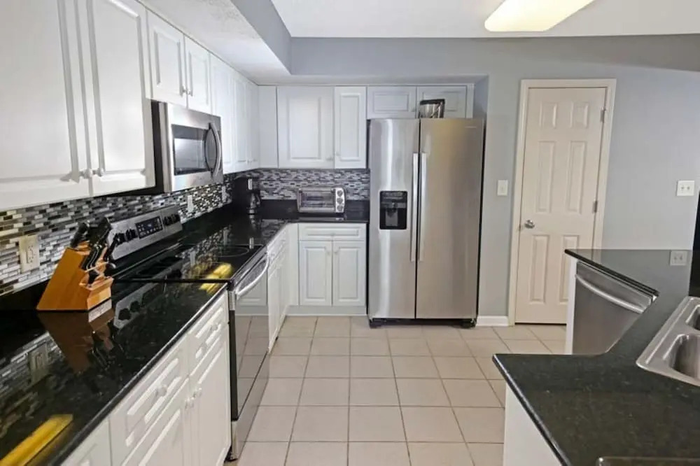 Yacht Club S #1-204 4 Bedroom Condo by RedAwning