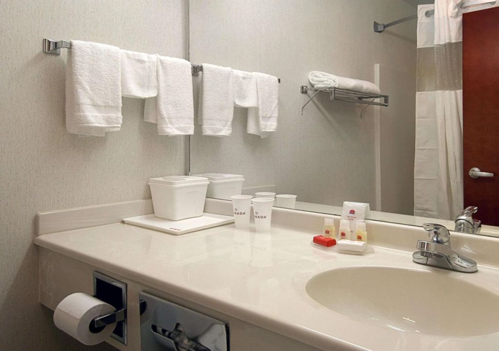 Ramada Limited - Mount Sterling