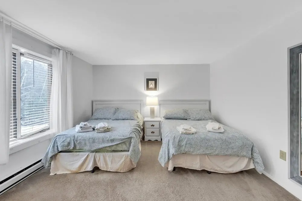 Santanoni 60h - Renovated Townhome With Privacy 2 Bedroom Townhouse by The Summit at Gore Mountain