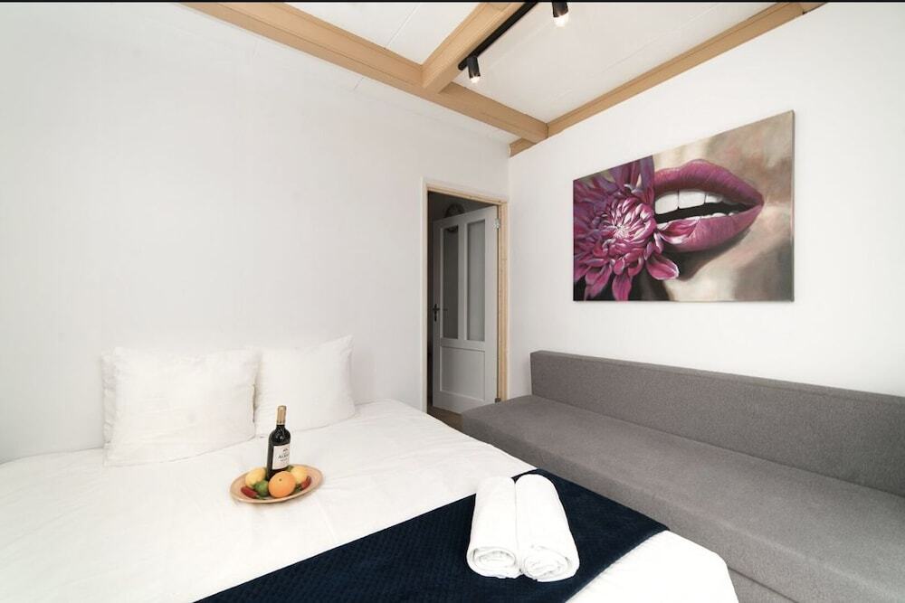 Zeeburg Flower Apartment
