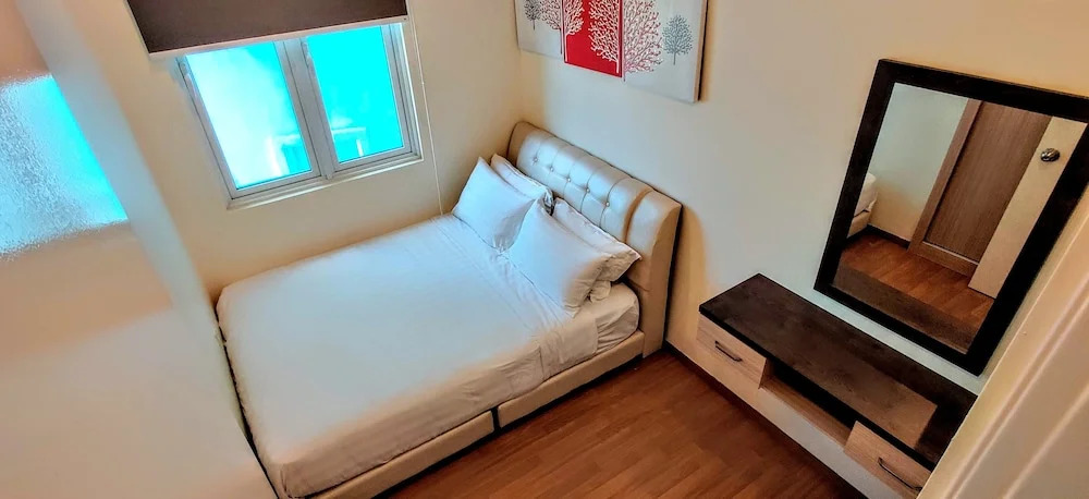 Suites at The Haven Lakeside by Plush