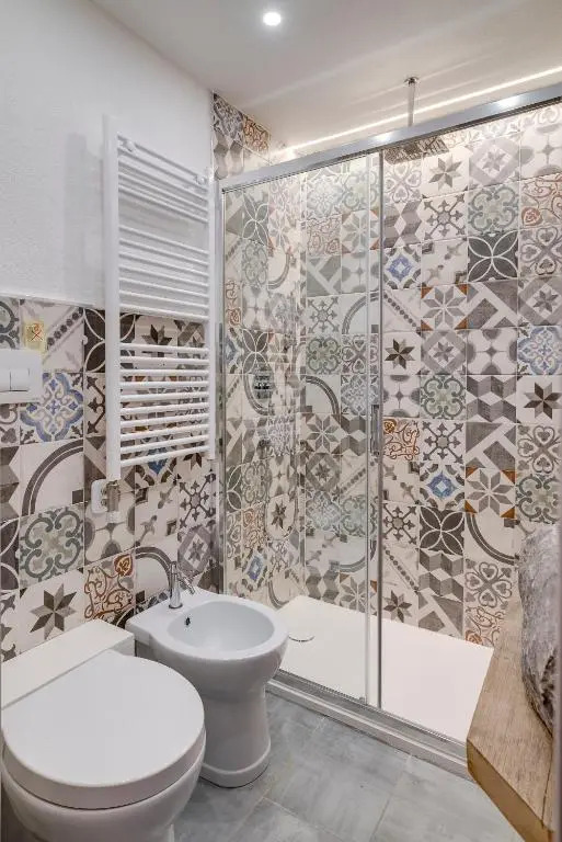 ? Cozy flat in front of Stazione Centrale ?