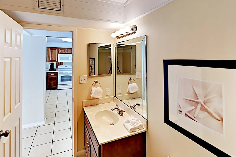 520 Panama City Beach - 2 Br Townhouse