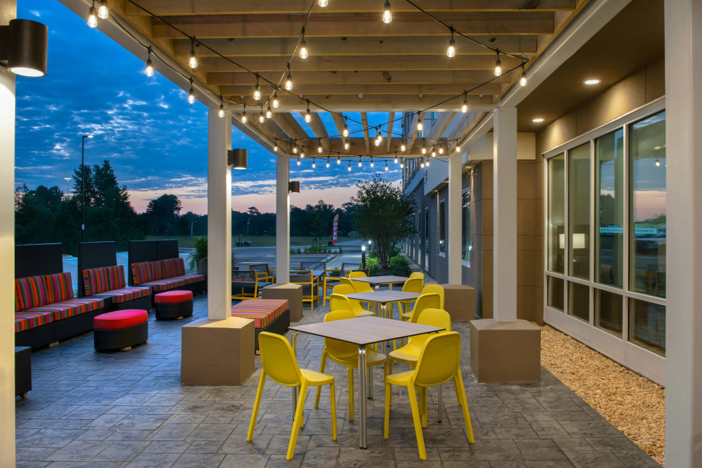 Home2 Suites By Hilton Fayetteville North