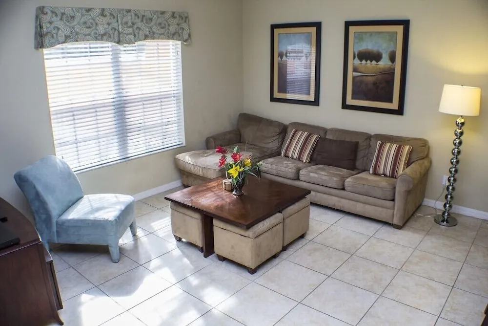 Beautiful 4Bd TH, Paradise Palms Resort-8958CPR