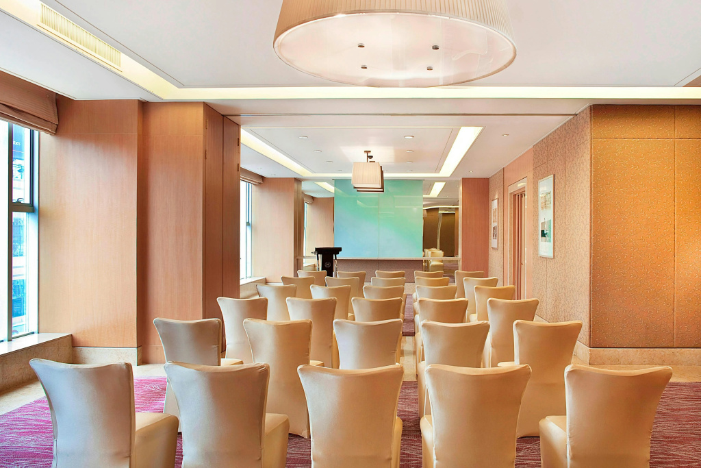 Arinza Hotel, London Ilford