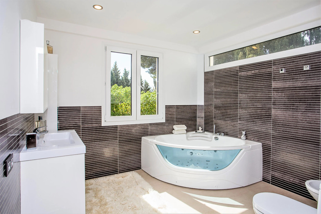 7 B/R Villa near Puerto Banus & SEA,5m ✴️✴️✴️✴️✴️