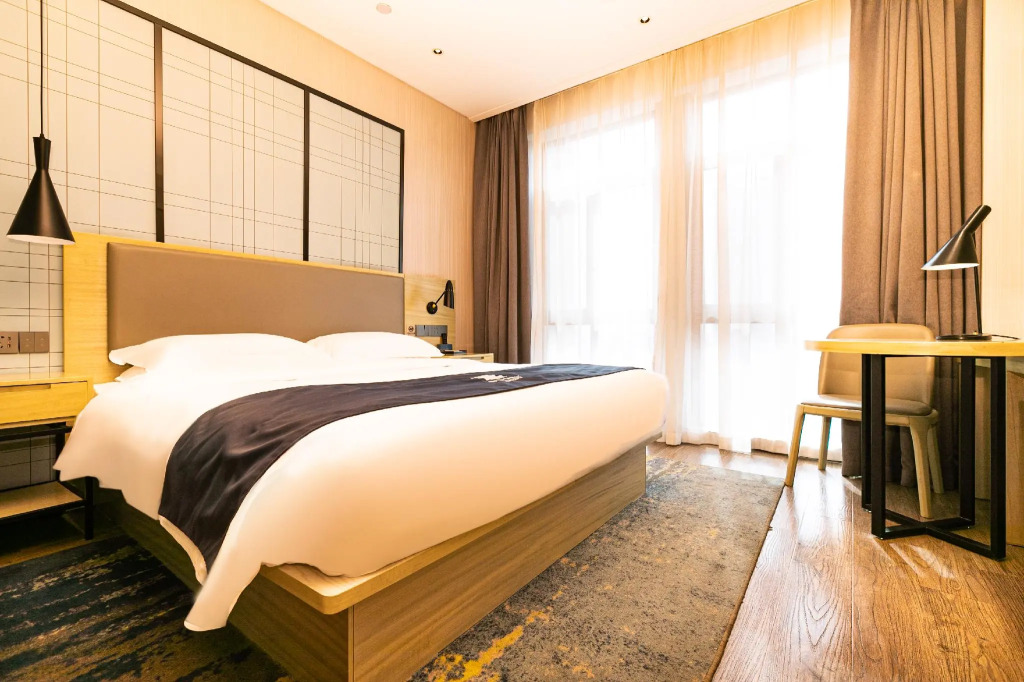 Echarm Hotel Lujiang Zhouyu Avenue