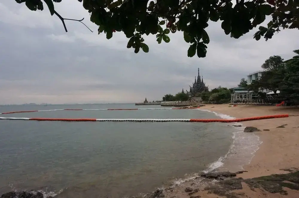 Baan Plai Haad Beachfront Condominium