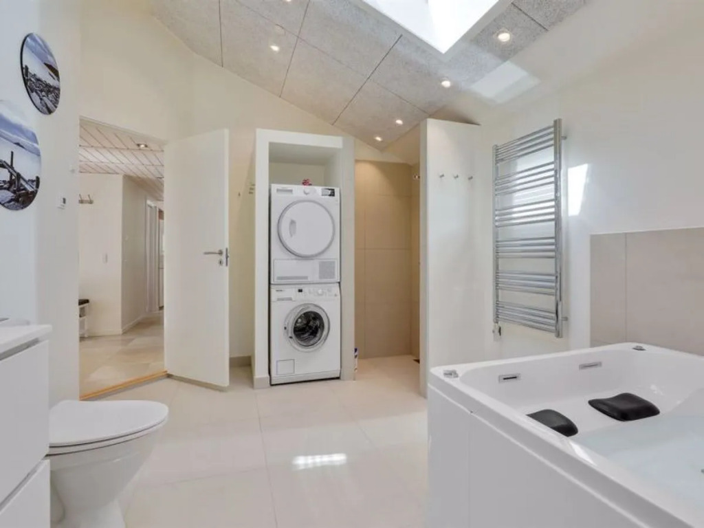 Holiday Home Arndis - 600m from the sea by Interhome